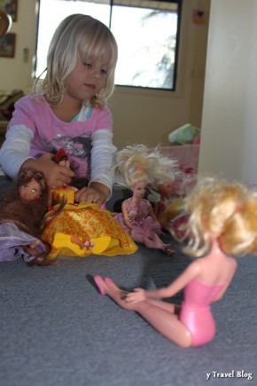 i hate playing barbie schools
